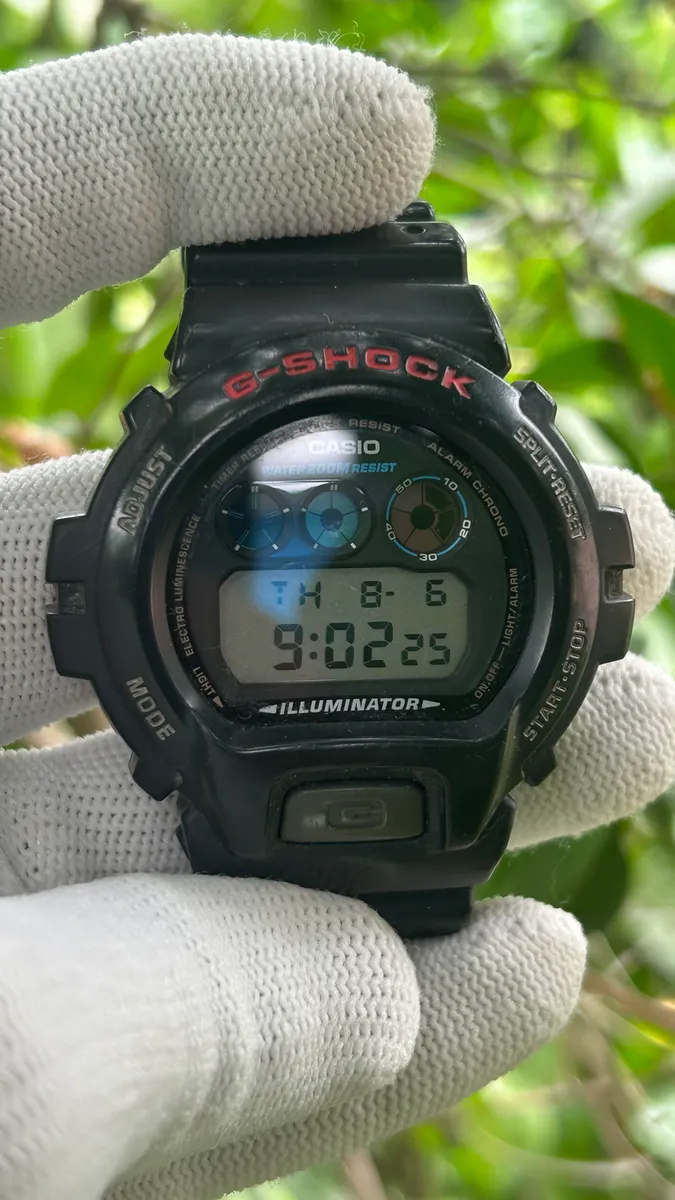 Casio G-shock DW-6900 thumb 4
