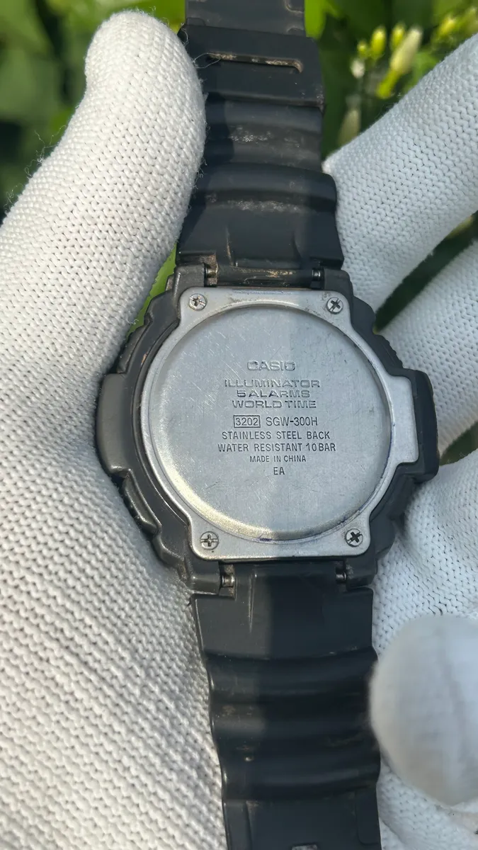 Casio barometer  thumb 2