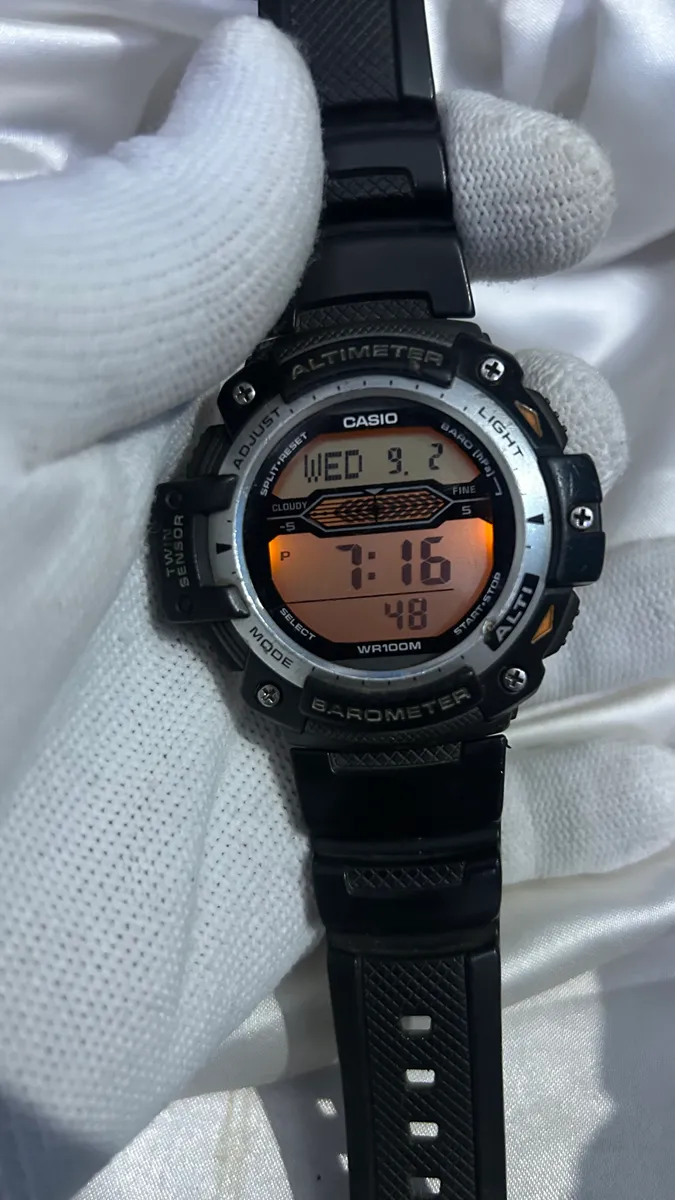 Casio barometer  thumb 5